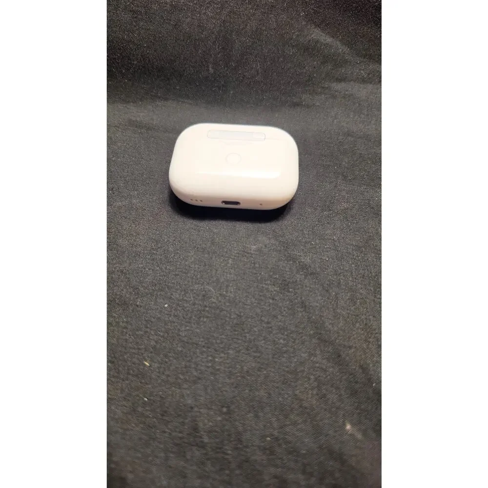 Apple AirPod Pro 2nd Generation Charging Case MagSafe LIGHTNING A2700 100% OEM